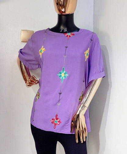 FLOWERY TOP IN VARIOUS COLOURS