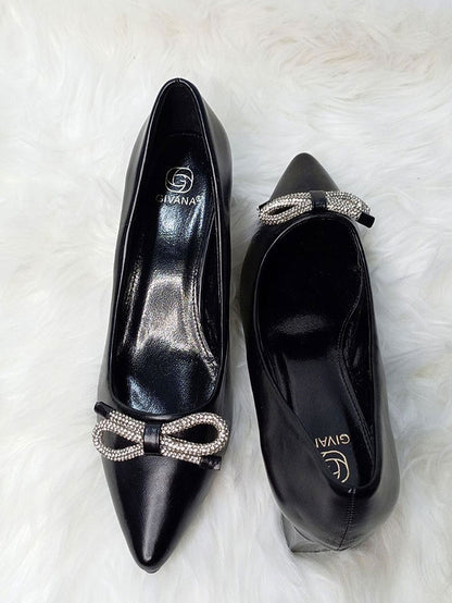 Givana Low Block Heel Shoe in Black