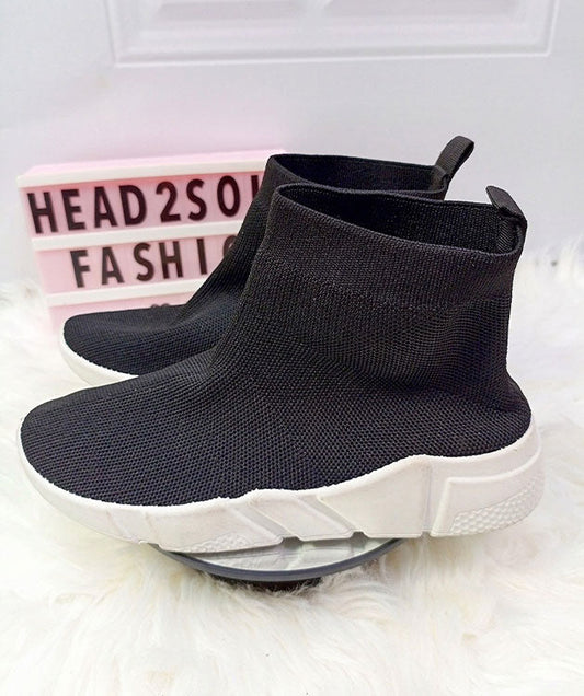 Mata Black Ankle Sneakers