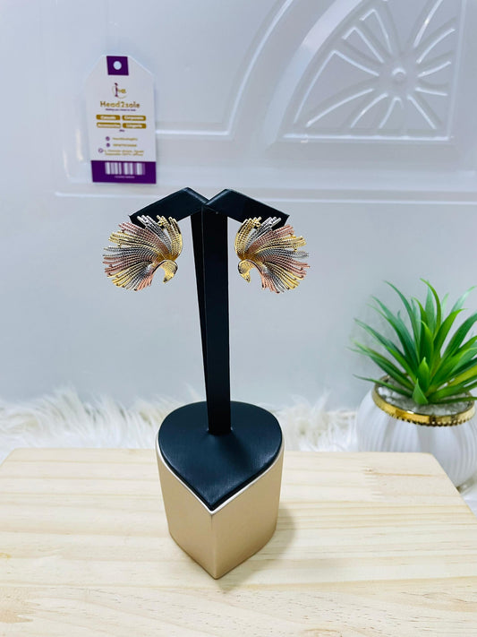 Tricolor swan stud earrings