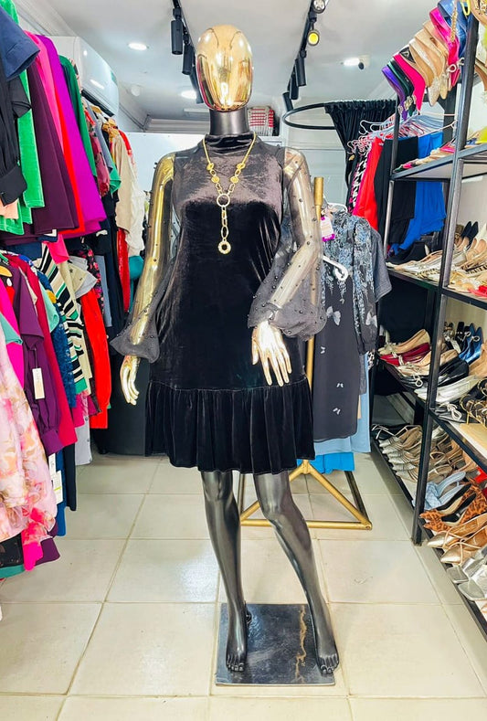 ARIZONA Black Velvet Dress with Beaded Sleeve