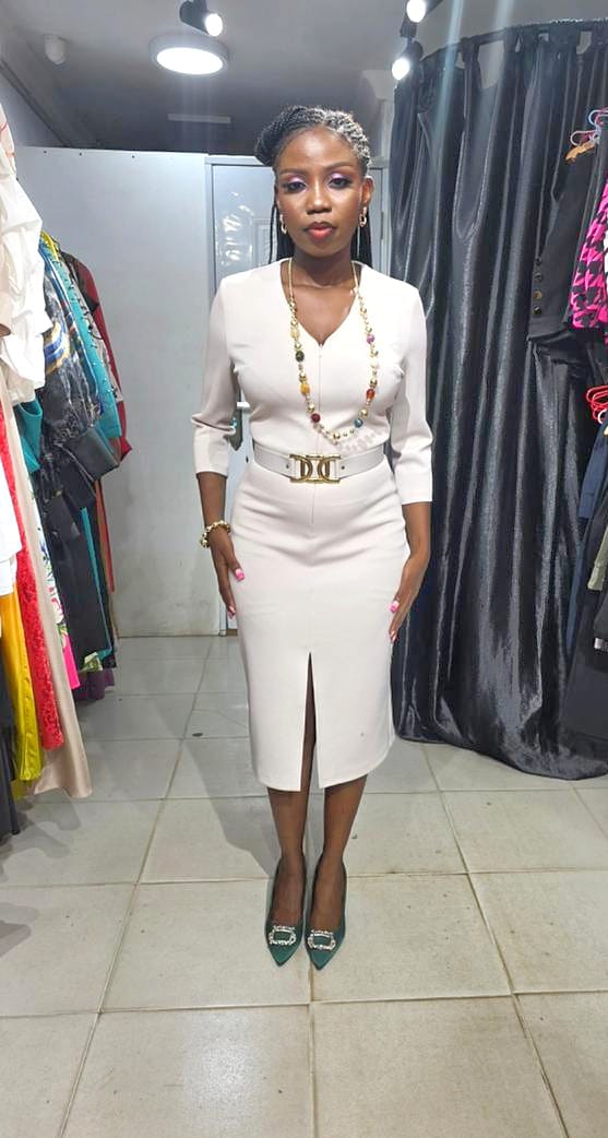 TREND UP Nude Dress with Front Slit and Belt