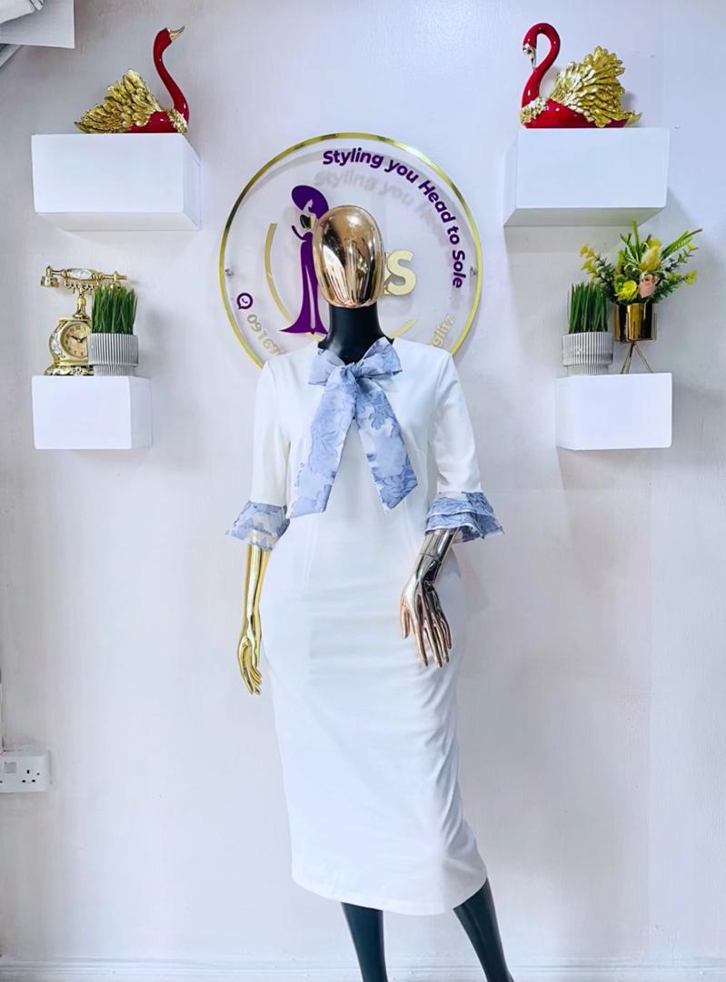 LIPSY LONDON OFF WHITE DRESS WITH JACQUARD BOWTIE